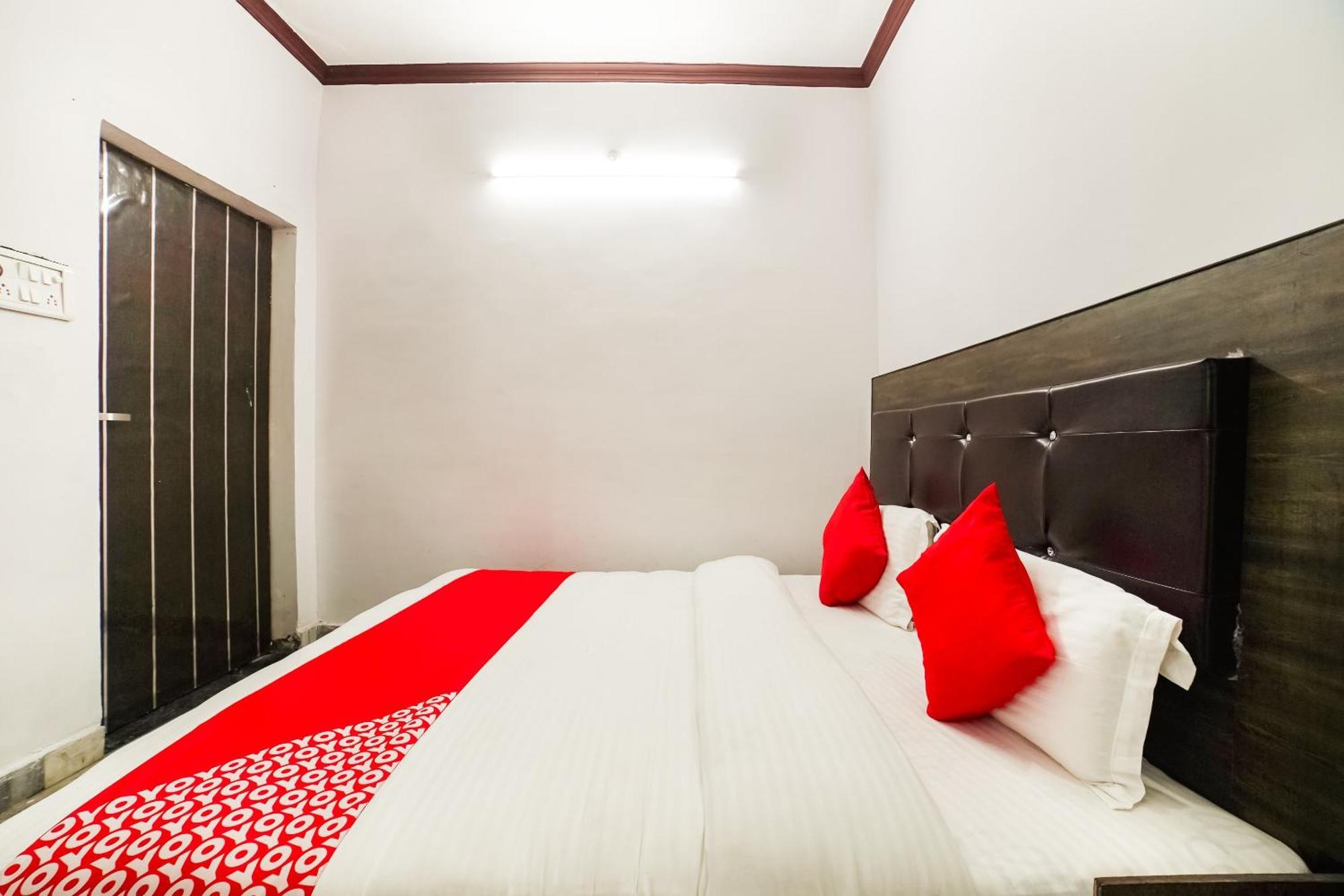 Oyo Hotel Konark Inn Bareilly Exterior foto